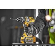 DCD999X1-QW 18V 9AH Li-Ion Akülü Darbeli Matkap Vidalama
