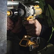 Dewalt DCD996P2-QW 18V/5.0Ah Li-ion Çift Akülü Kömürsüz Profesyonel Darbeli Matkap